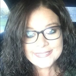 Meet your Posher, Jami